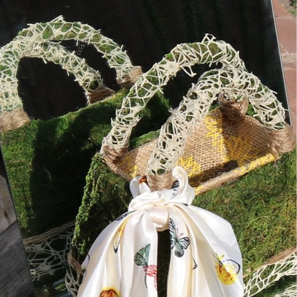 Handmade Moss Purse | Fully Lined | Functional | Spring Moss Bag | Easter Basket - Picture 12 of 15